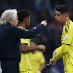 Venda de iPhones sem carregador gera multa à Apple no Brasil