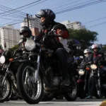 O erro ao cortar melancia que pode colocar sua saúde em risco