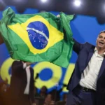 Adeus cabeleira: Erling Haaland surge com novo visual nas redes