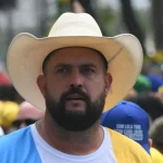 Polícia investiga compartilhamento de agulha em feira de ciências de colégio no Rio