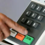 Economia recua 0,4% na passagem de junho para julho, estima FGV