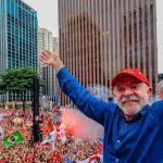 Lula agradece votos e diz que teve de vencer intromissão vinda de fora