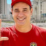 Suspeito de chefiar CV em comunidade é preso no desembarque de aeroporto no RJ